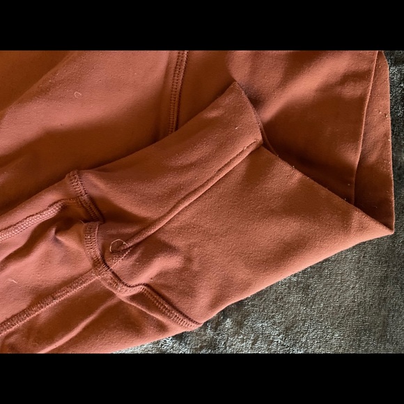 High-Waist Alo Moto Earth - Picture 8 of 9